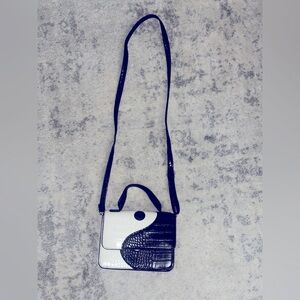 Yin yang Crossbody Bag